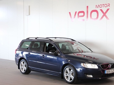 Volvo V70D4 AWD Geartronic, Dynamic Edition, PANO DRAG NAV 2015, Kombi