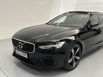 Volvo V90T8 AWD Twin Engine 2020, Kombi