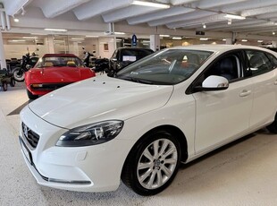 Volvo V40T3 Kinetic Euro 5 Kamrems bytt 2014, Kombi