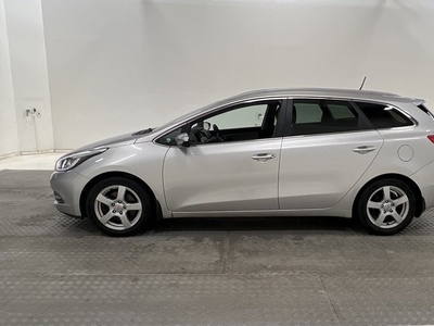 Kia Cee´dSW 1.6 CRDi Panorama Dragkrok PDC 0,4l mil 2014, Halvkombi