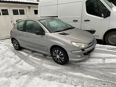 Peugeot 206 Griffe 1.6 XS byte/avbet 344kr/mån