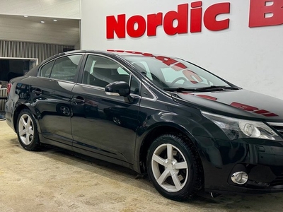 Toyota AvensisSedan 1.8 Valvematic 2013, Sedan