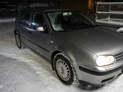 Volkswagen Golf1.6 5-dörrar 2003, Halvkombi