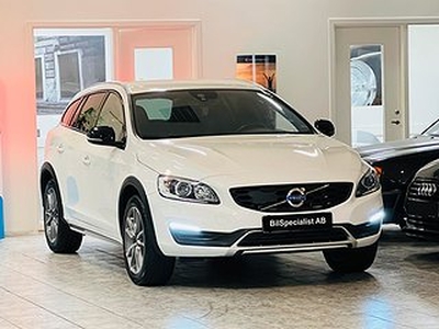 Volvo V60 Cross Country D4 Aut VOC Summum Classic 190hk Drag