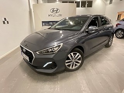 Hyundai i30 1,4 T 140hk M6 Premium DRAGK. Nyservad 822:- Skatt