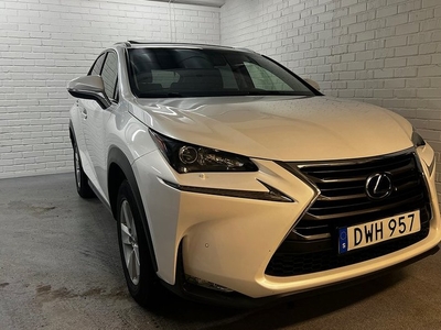 Lexus NX300h AWD 2.5 Skinn Taklucka Navi Backkamera 2015, SUV