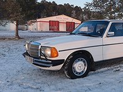 Mercedes-Benz W123 200