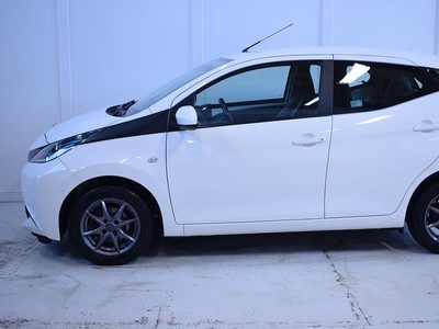 Toyota Aygo1.0 VVT-i Automat V-hjul 2016, Halvkombi