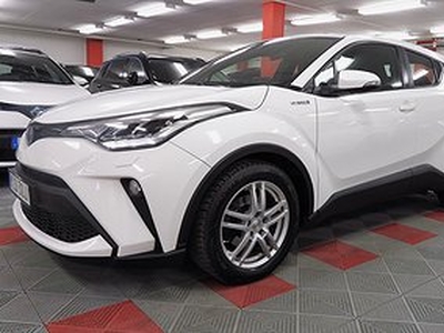 Toyota C-HR Hybrid CVT S&V Hjul M&K Värmare Moms LED strålkastare