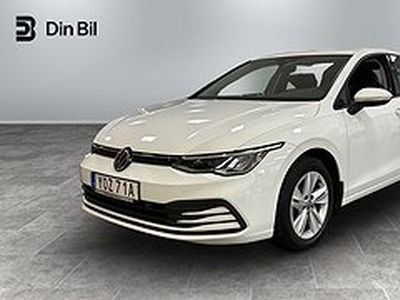 Volkswagen Golf 1.5 eTSI 150hk Navi | Farthållare | Lane Assist