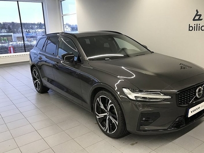 Volvo V60B4 Bensin Plus Dark aders Fritt serviceavtal 2023, Kombi