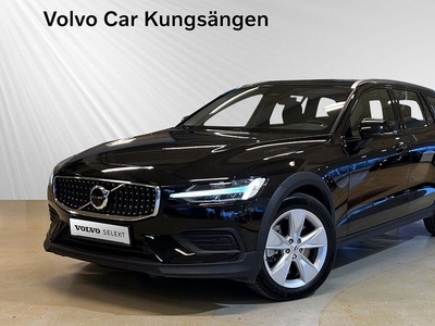 Volvo V60Cross Country B4 AWD Diesel Core 2023, Kombi