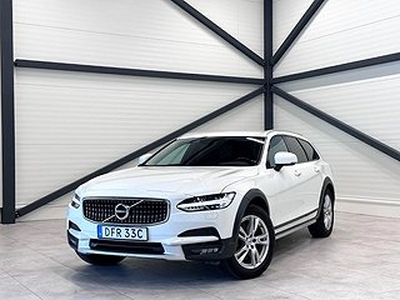 Volvo V90 Cross Country D4 AWD Geartronic / Drag / VOC / Nav