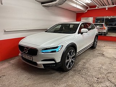 Volvo V90 Cross Country D5 AWD Inscription Pro, Luft, B&W,