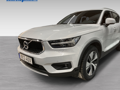 Volvo XC40B4 AWD Bensin Mom Adv Navi Pro Edt 2022, SUV