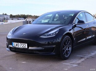 Tesla Model 3Standard Range Plus S V-hjul 2019, Halvkombi