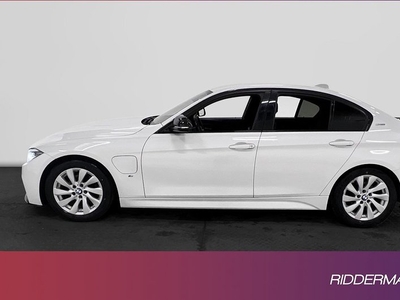 BMW 330e Sedan M Sport Navi Lane Assist Backkamera 2017, Sedan