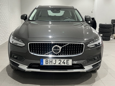 Volvo V90 Cross Country