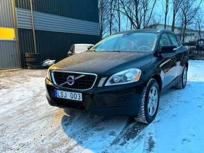 Volvo XC60D3 AWD Summum Euro 5 Helskinn 2012, SUV