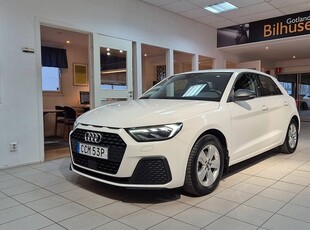 Audi A130 TFSI PDC 1-Brukare Proline Eu6 AppleCarplay 2022, Halvkombi