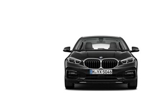 BMW 118 Model Sport Navi Rattvärme Kamera LED