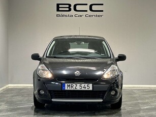 Renault Clio Halvkombi 1.2 SoV-hjul Ny besiktigad