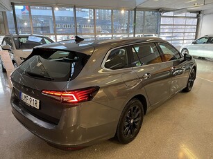 Skoda Superb SELECTION 1,5 M-HEV 150HK DRAG/VÄRMARE/V-HJUL