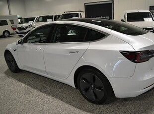 Tesla Model 3 Standard Range Plus 258hk/Vhjul