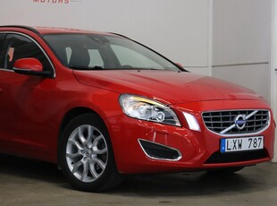 Volvo V60 D3 Momentum Automat | Drag | Bluetooth | P-sesnor