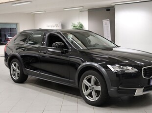 Volvo V90 Cross Country D4 AWD Dragkrok Kamera Autopilot S&V