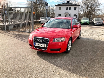 Audi A3 1.6 102HK SPORTBACK / AUTOMAT