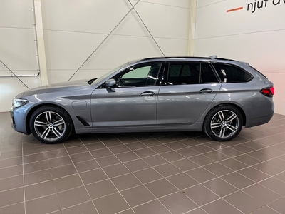 BMW 530e Touring Steptronic 292hk Connected /GPS/Värmare