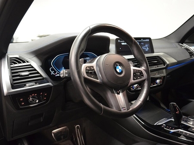 BMW X3 xDrive 30e M-Sport Pano Drag Elstol Adaptiva LED HiFi Läder Back