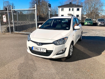 Hyundai i20 1.2 85HK 5D / 8900Mil