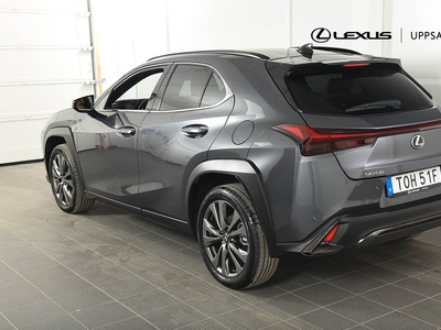 Lexus UX 250h F Sport Desing