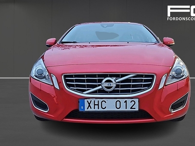 Volvo S60 T4F Momentum *Kamrem bytt*