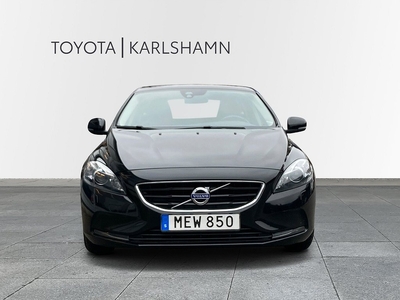 Volvo V40 T3 Momentum 152 hk p-sens bak