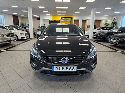 Volvo V60 D5 Plug-in Hybrid AWD Classic Momentum R-Design