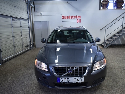 Volvo V70 2.5T 200Hk Summum Drag Aut