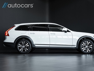 Volvo V90 Cross Country D4 AWD Adv. Special Edition|Leasbar