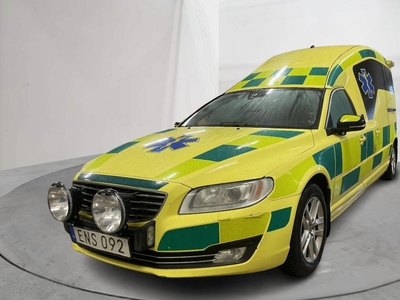 A NILSSON V70 AMBULANCE