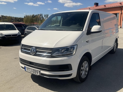 VW Transporter T6 2.0 TDI BMT Skåp 4MOTION (150hk)