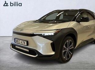 Toyota bZ4XAWD EXECUTIVE 20 ALUFÄLGAR PANORAMAGLASTAK Bi-Tone 2023, SUV