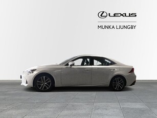 Lexus IS 300h Comfort Skinnklädsel + elstolar 1 ägare