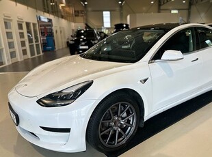 Tesla Model 3Standard Range Plus Drag 2020, Halvkombi