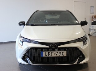 Toyota Corolla 122hk GR Touring Hybrid + Vinterhjul