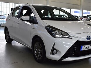 Toyota Yaris Hybrid e-CVT Active Euro 6 BACK KAMERA EN ÄGARE