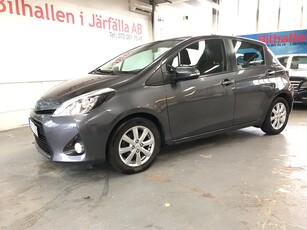 Toyota Yaris Hybrid e-CVT Automat 3 ägare Backkamera 101HK