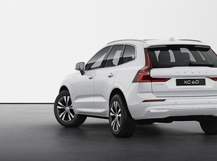 Volvo XC60 Recharge T6 II Core Bright