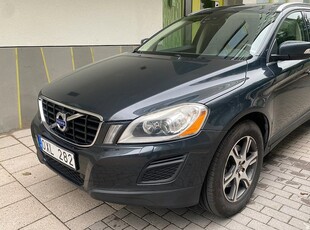 Volvo XC60D5 AWD Geartronic Summum Drag 2011, SUV